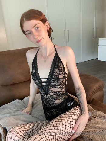 Full leaked Myperfectredhead private onlyfans photo