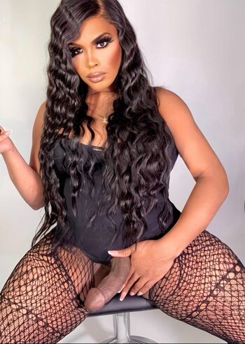 Full leaked Mzheadgoddess private onlyfans photo