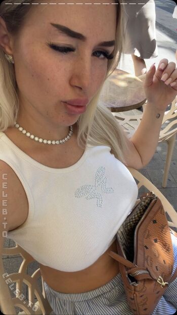 Full leaked Nadia offenbach private onlyfans photo