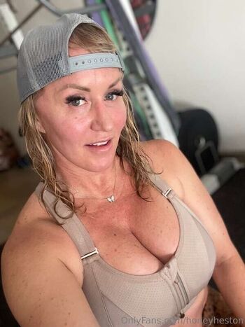 Naomi Knight