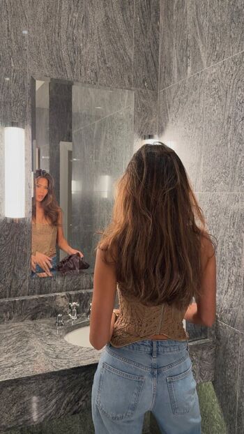 Nathalie Lok