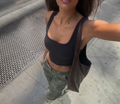Nathalie Lok