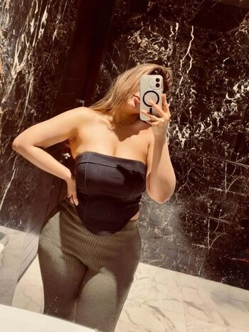 Full leaked Nathasha perera page private onlyfans photo
