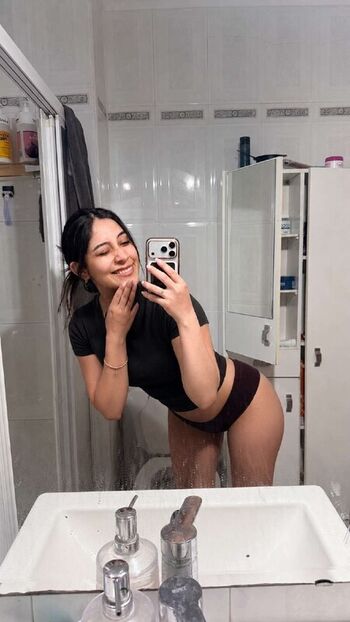 Full leaked Nayfi bardales page private onlyfans photo