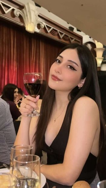 Full leaked Nayfi bardales private onlyfans photo