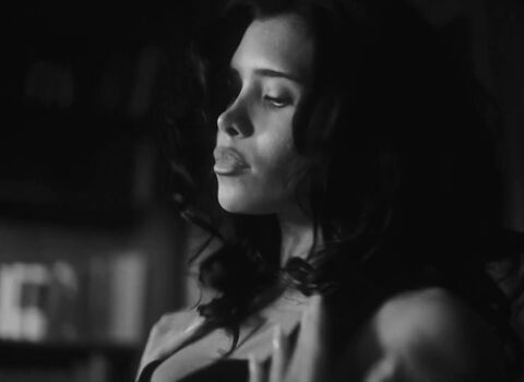 Nessa Barrett