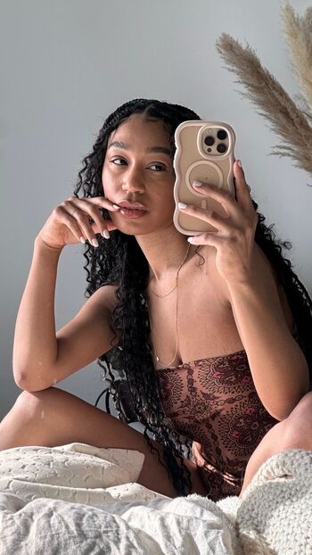 Full leaked Nia simone private onlyfans photo