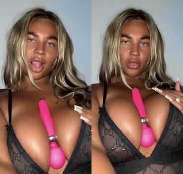 Full leaked Nicole barker private onlyfans photo