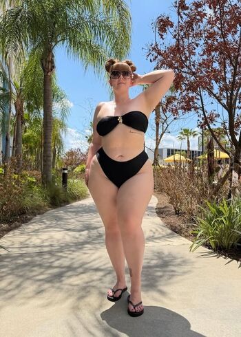 Full leaked Nicole nlhfit private onlyfans photo