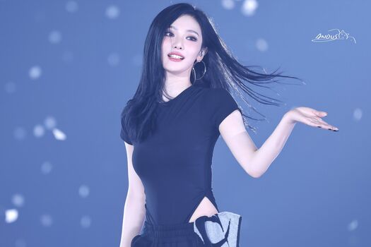 Full leaked Ningning aespa private onlyfans photo