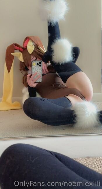 Full leaked Noemiexlili private onlyfans photo