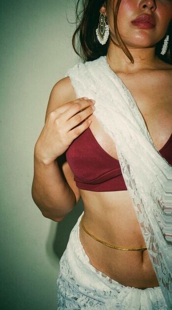 Full leaked Not so shy private onlyfans photo
