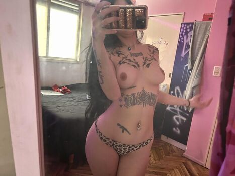 Full leaked Notcrazygothgirl private onlyfans photo