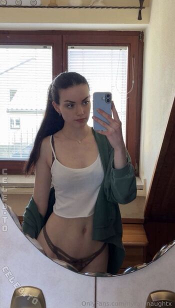 Nyrah.naughtyx