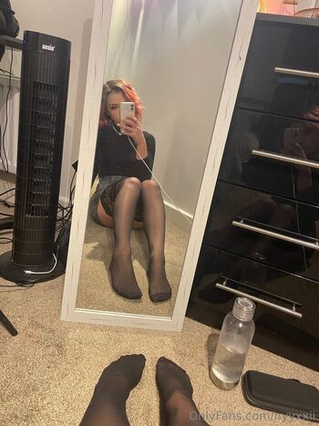 Full leaked Nyyxxii private onlyfans photo