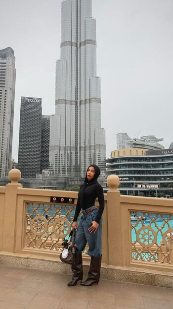 Full leaked Oklinfia private onlyfans photo