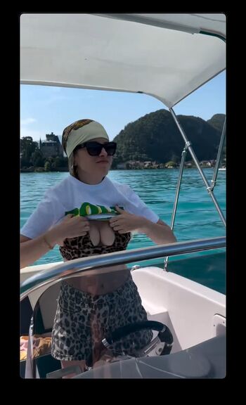 Full leaked Pauline sanzey private onlyfans photo