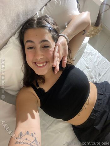 Full leaked Peachy josie private onlyfans photo