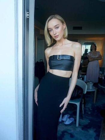 Phoebe Dynevor