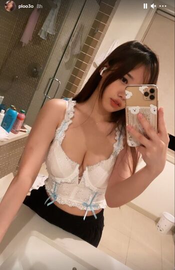 Full leaked Ploo page private onlyfans photo
