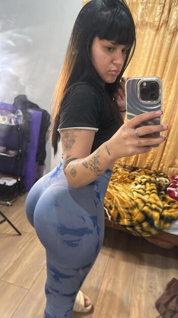 Full leaked Prialma private onlyfans photo