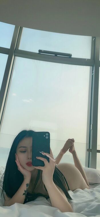 Full leaked Qiaoniutt private onlyfans photo