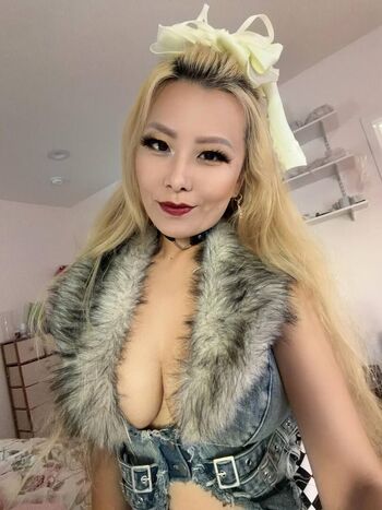 Full leaked Raina huang page private onlyfans photo