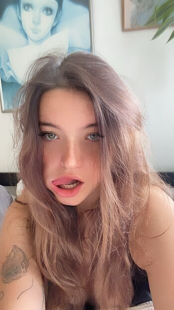 Full leaked Rayna widger private onlyfans photo