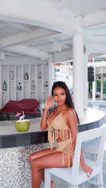 Full leaked Reeno ploy private onlyfans photo