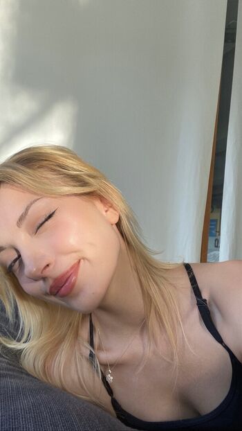 Full leaked Rellaria page private onlyfans photo