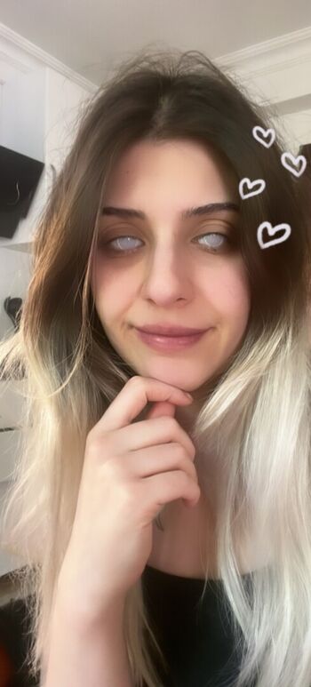 Full leaked Rem sakmar private onlyfans photo