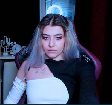 Full leaked Rem sakmar private onlyfans photo