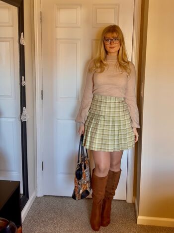 Full leaked Retro wannabe private onlyfans photo