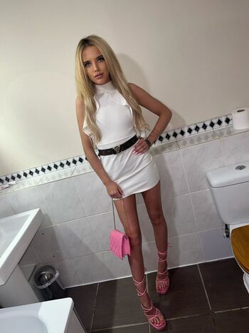 Full leaked Rhianne grieve private onlyfans photo