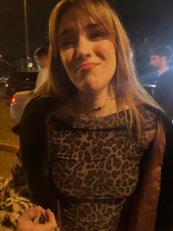 Full leaked Rianne downey private onlyfans photo