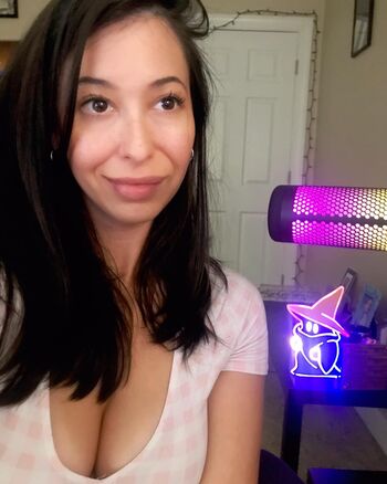 Full leaked Ridezeshoopuf private onlyfans photo