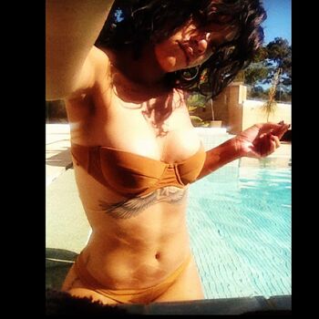 Full leaked Rihanna private onlyfans photo