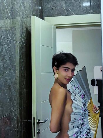 Full leaked Riiiiin private onlyfans photo