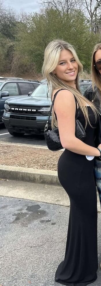 Full leaked Rina page private onlyfans photo