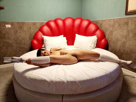 Full leaked Rivka arama private onlyfans photo