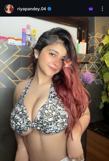 Full leaked Riya pandey private onlyfans photo