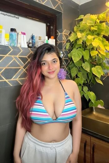 Full leaked Riya pandey private onlyfans photo