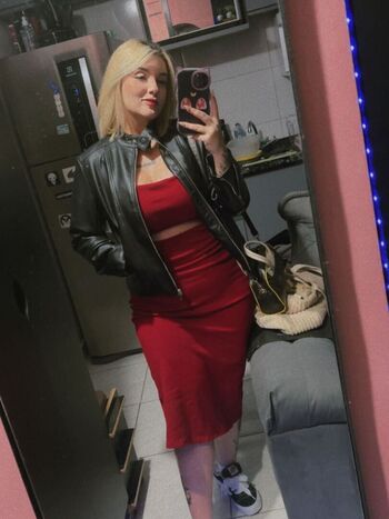 Full leaked Riyuuka private onlyfans photo