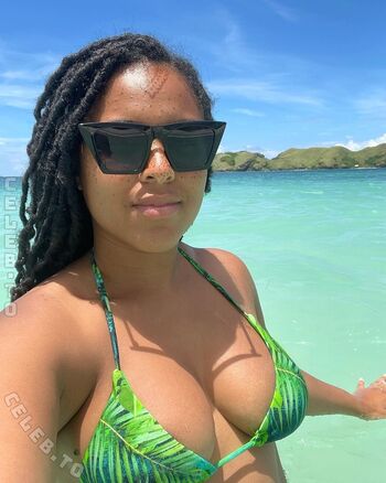 Full leaked Rolablades private onlyfans photo