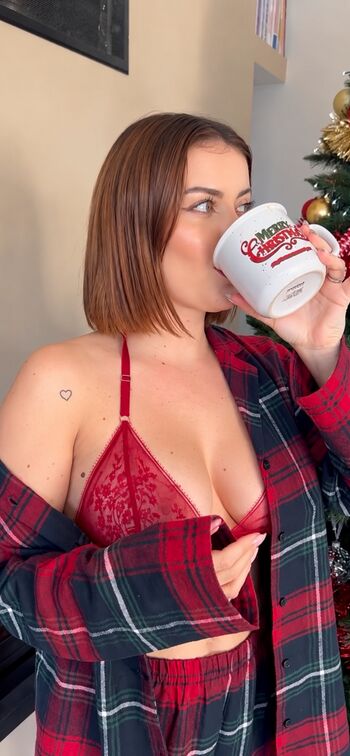 Full leaked Romyreiner private onlyfans photo