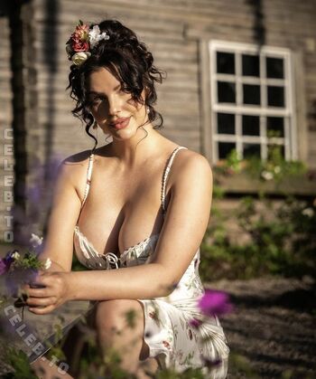 Full leaked Ronjakruus private onlyfans photo