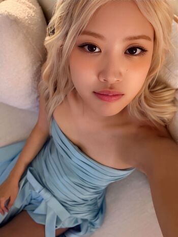 Full leaked Rose from blackpink private onlyfans photo