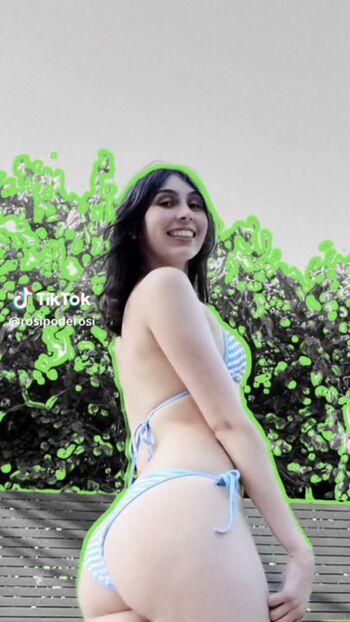 Full leaked Rosipoderosi private onlyfans photo