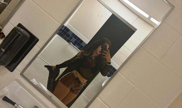 Full leaked Roxanne perez page private onlyfans photo