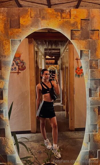 Full leaked Roxyybaby private onlyfans photo